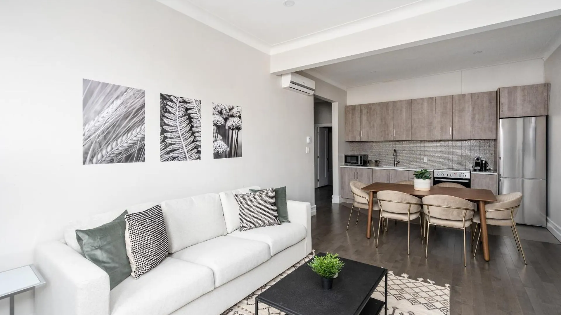 Plateau Prime Residence Montreal 0*,  Canada