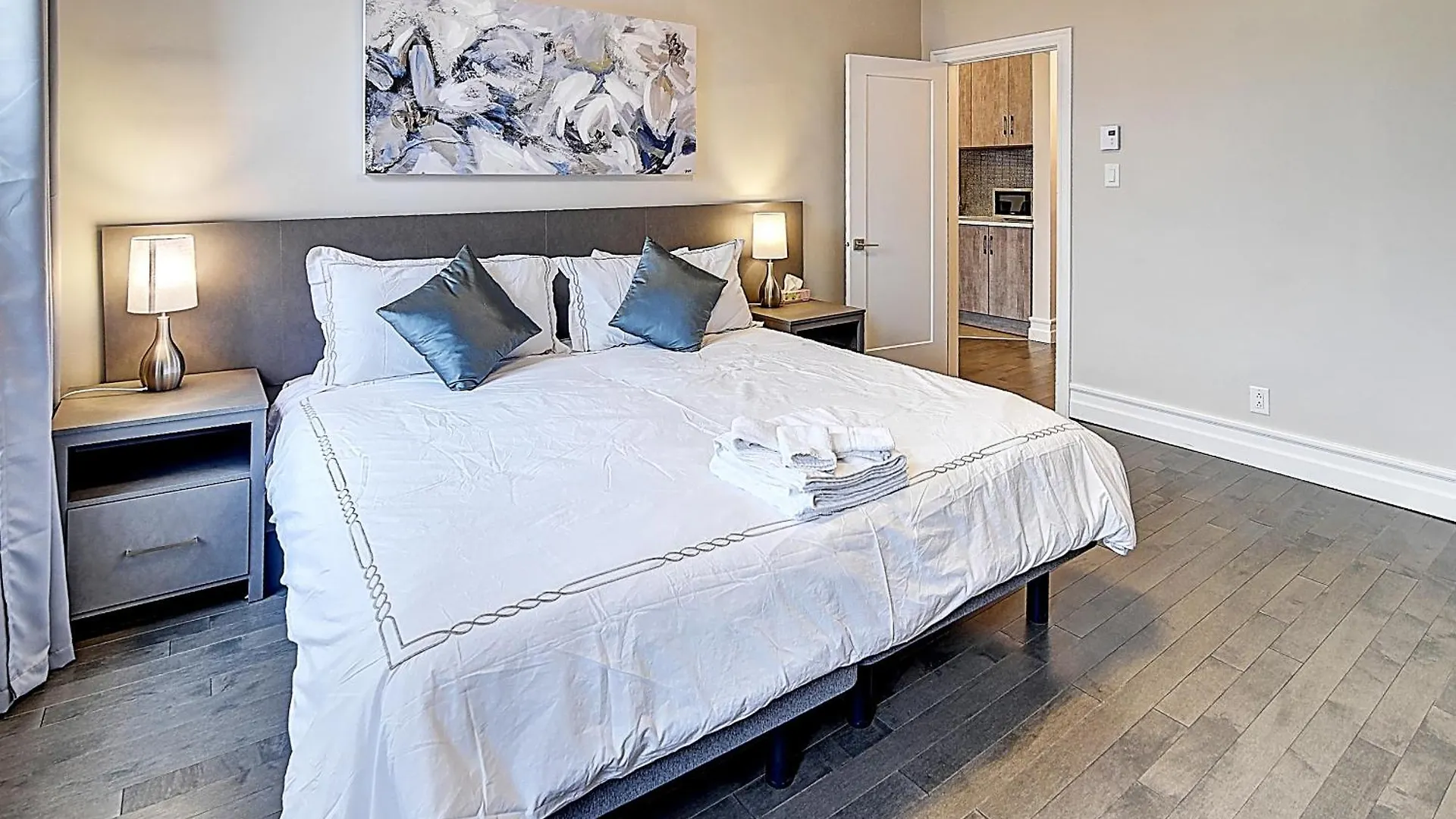 Plateau Prime Residence Montreal Apartment